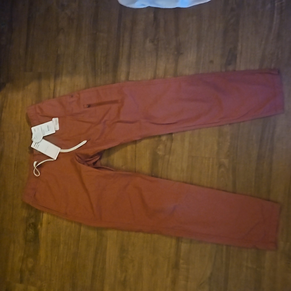 NWT Men's "Vuori Ripstop Climber Pant" in "Red Clay" Color. & in Various Sizes. - Picture 5 of 5